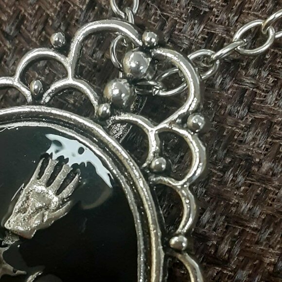 Twilight Cullen Crest Pendant necklace lion fashion jewelry NWT - Picture 6 of 11